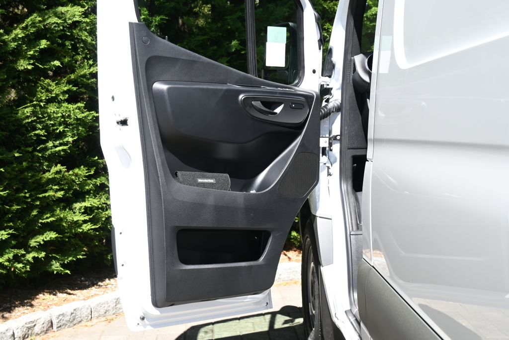 2025 Mercedes-Benz Sprinter 2500 14