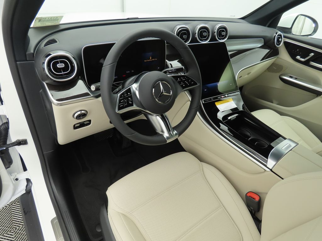 Thumbnail: 2026 Mercedes-Benz GLC - 10