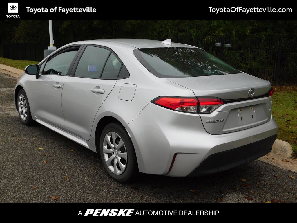 Thumbnail: 2024 Toyota Corolla - 9