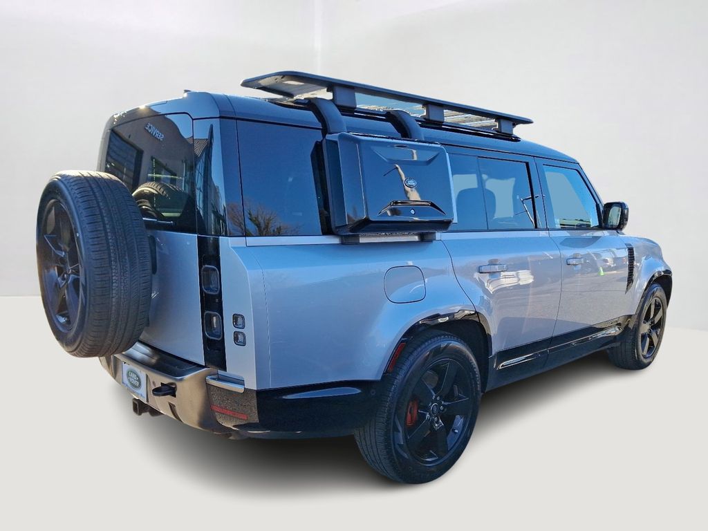 2024 Land Rover Defender 130 4