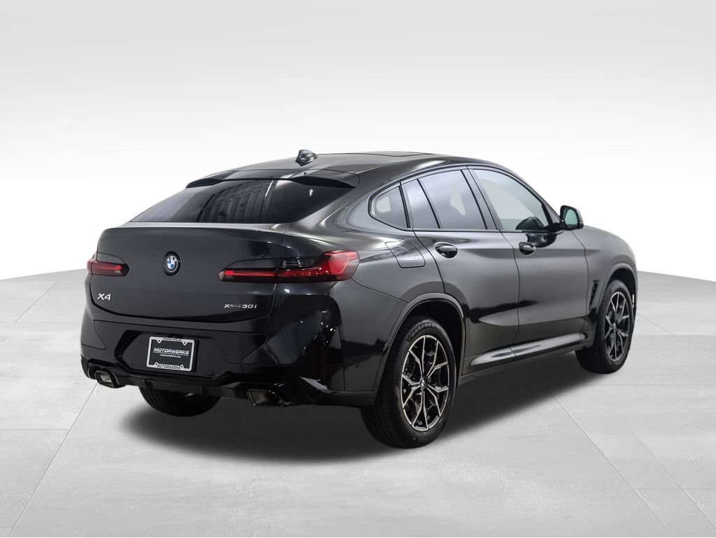 Thumbnail: 2025 BMW X4 - 5