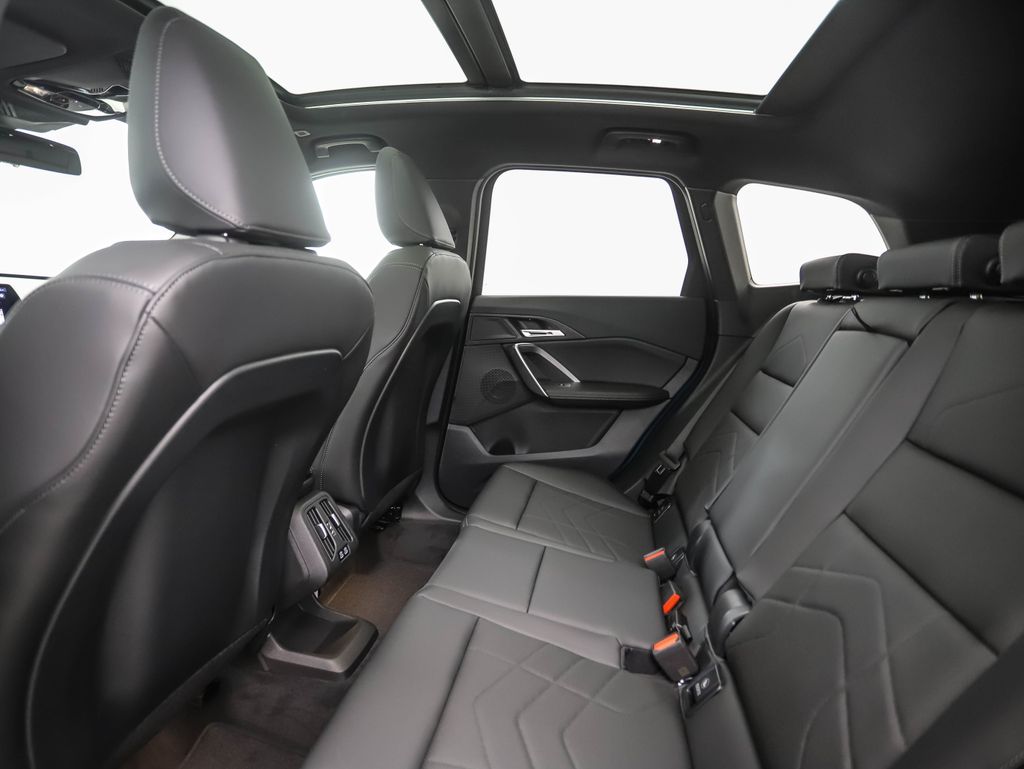 2025 BMW X1 xDrive28i 19