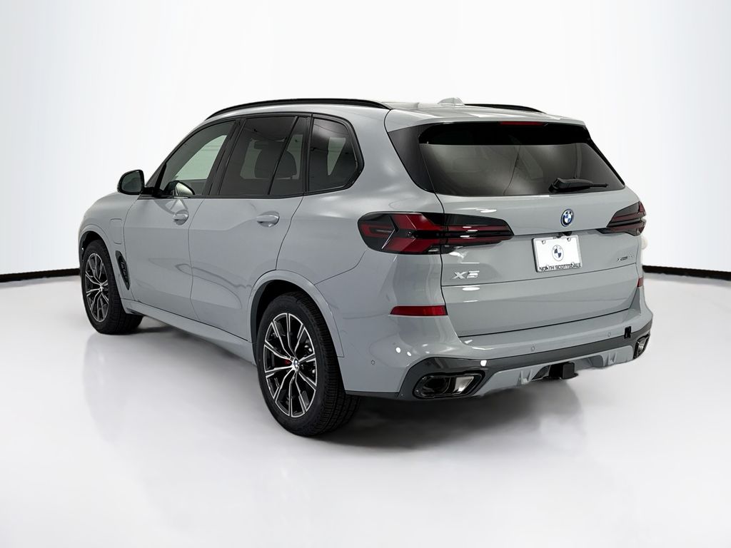 Thumbnail: 2026 BMW X5 - 7