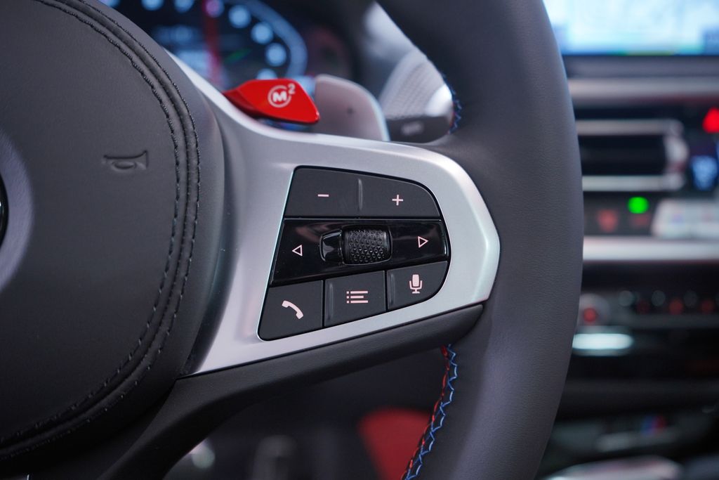 Thumbnail: 2025 BMW X4 - 21