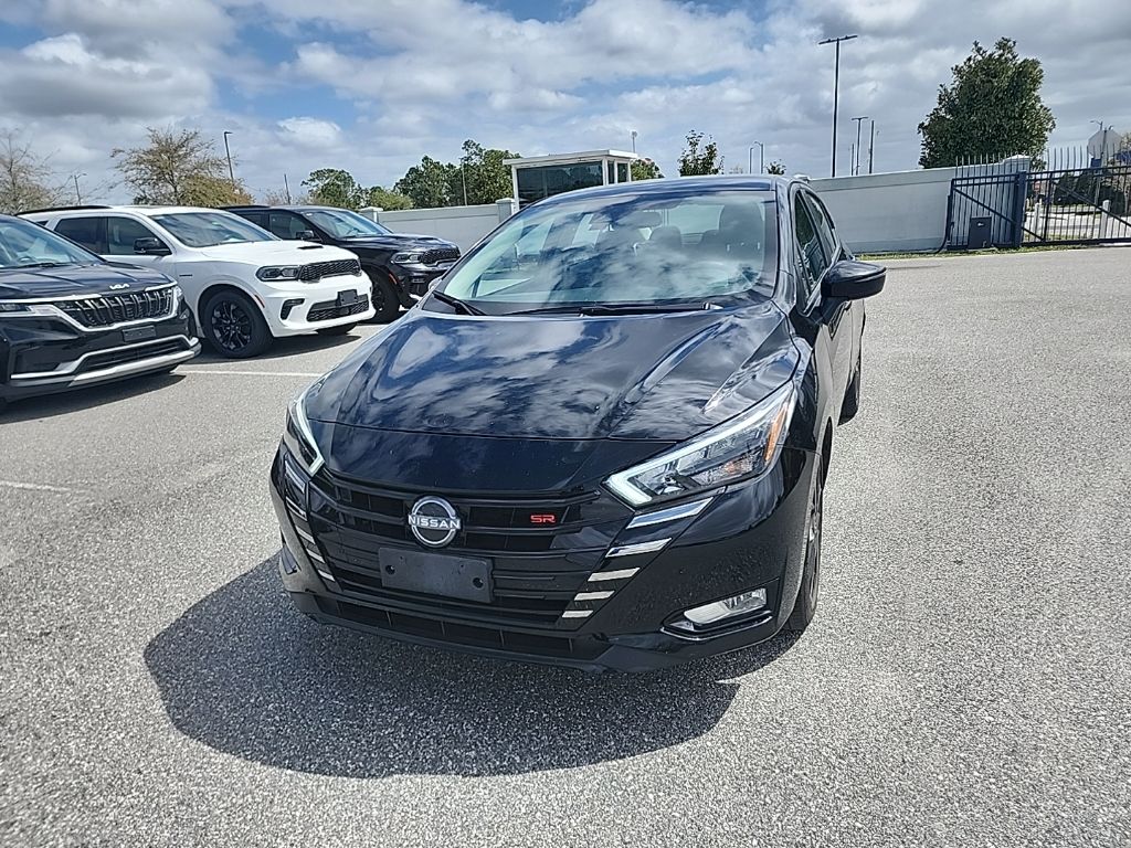 Super Black 2024 Nissan Versa SR FWD Sedan Front-Wheel Drive Continuously Variable Transmission