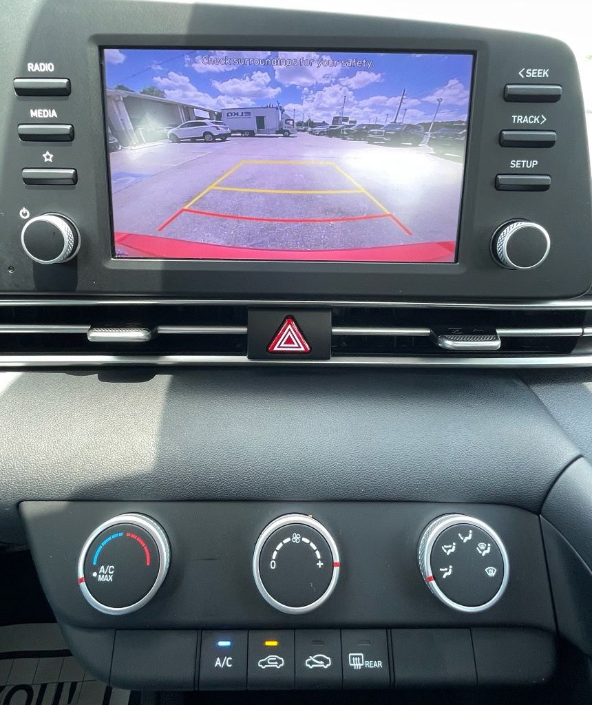 2022 Hyundai Elantra SE Red at DeMontrond Auto Country