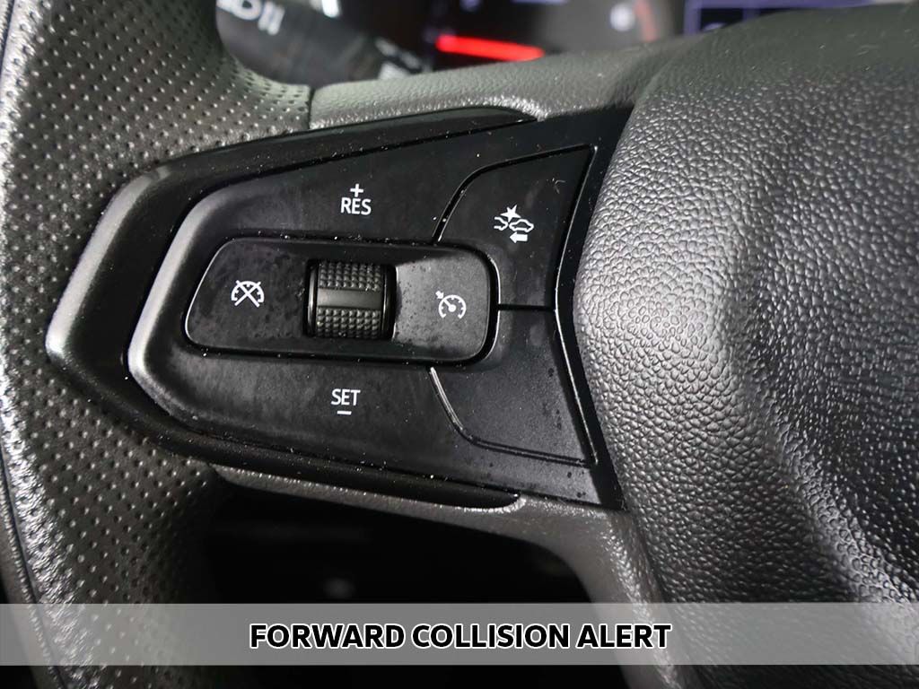 Used 2023 Black Chevrolet LT image 3
