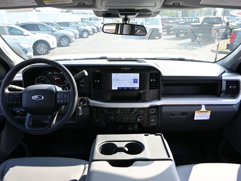 2026 Ford Super Duty F-350 DRW XL