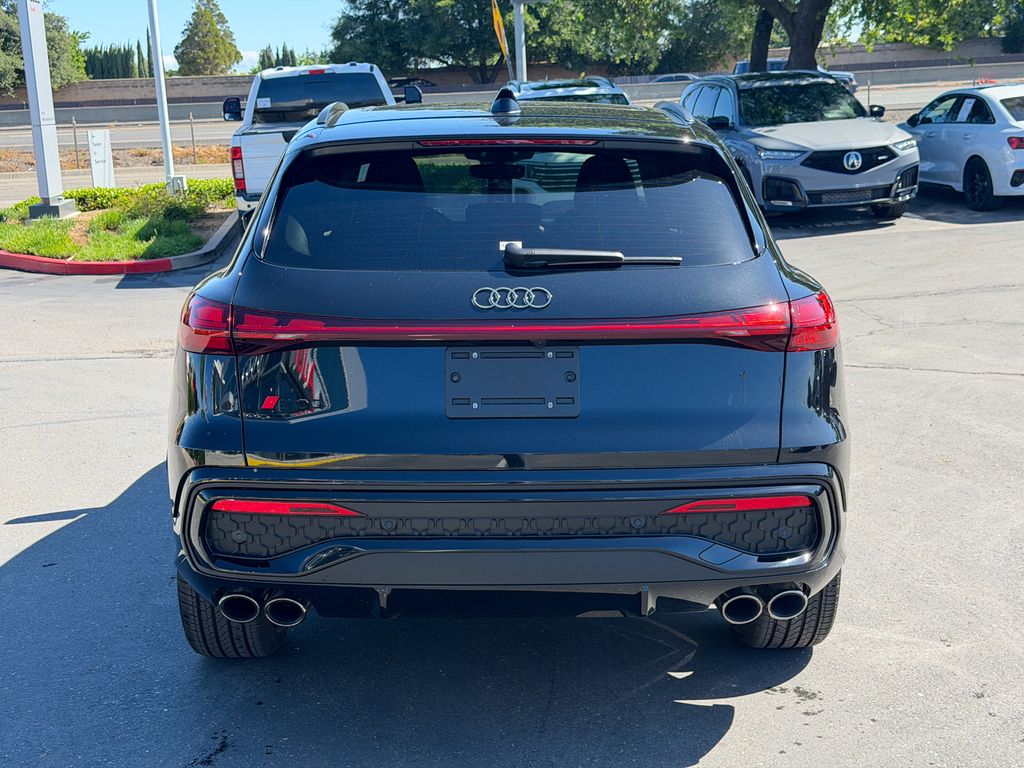 New 2025 Black Audi 3.0T Prestige image 8