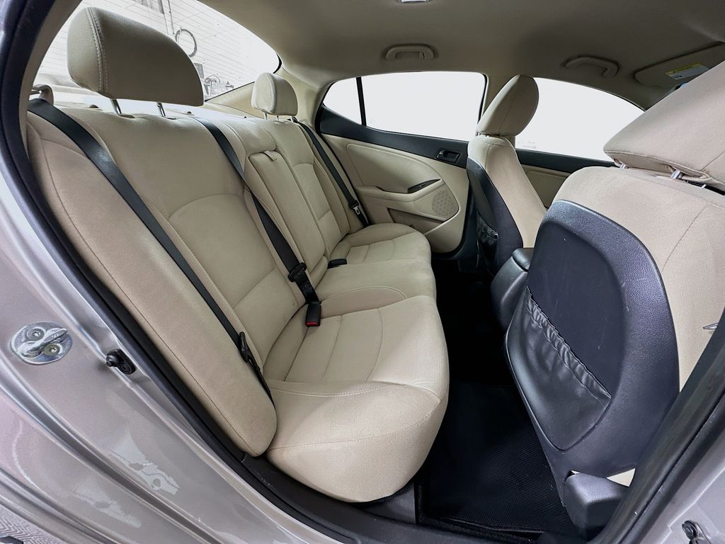 2014 Kia Optima LX 25