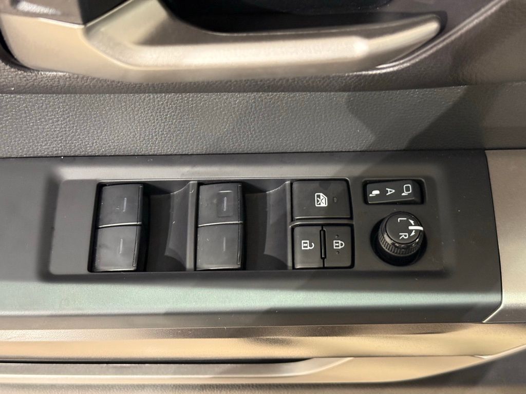 Thumbnail: 2024 Toyota Tundra - 15