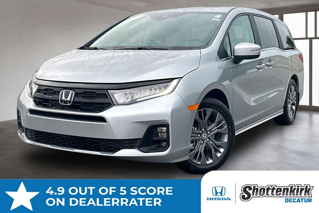 2026 Honda Odyssey Touring's photo
