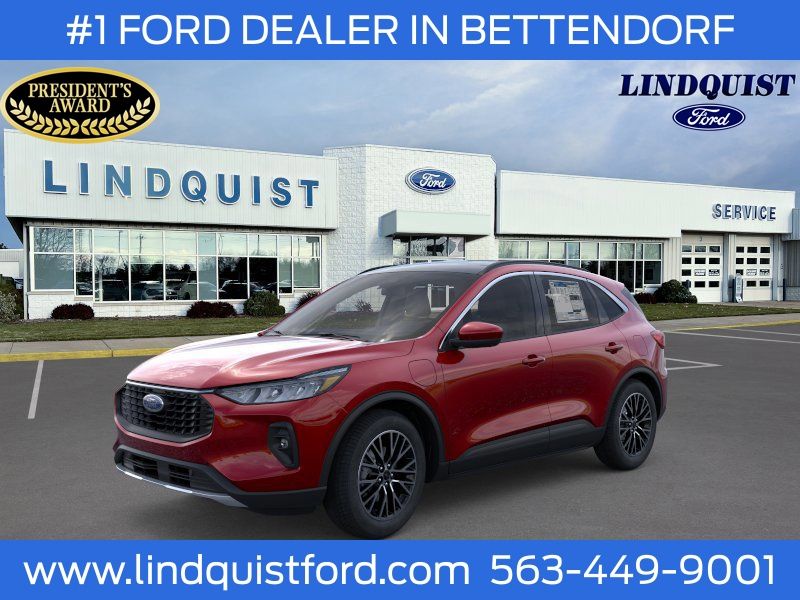 Red Metallic 2025 Ford Escape Hybrid Plug-in SUV / Crossover Front-Wheel Drive Continuously Variable Transmission