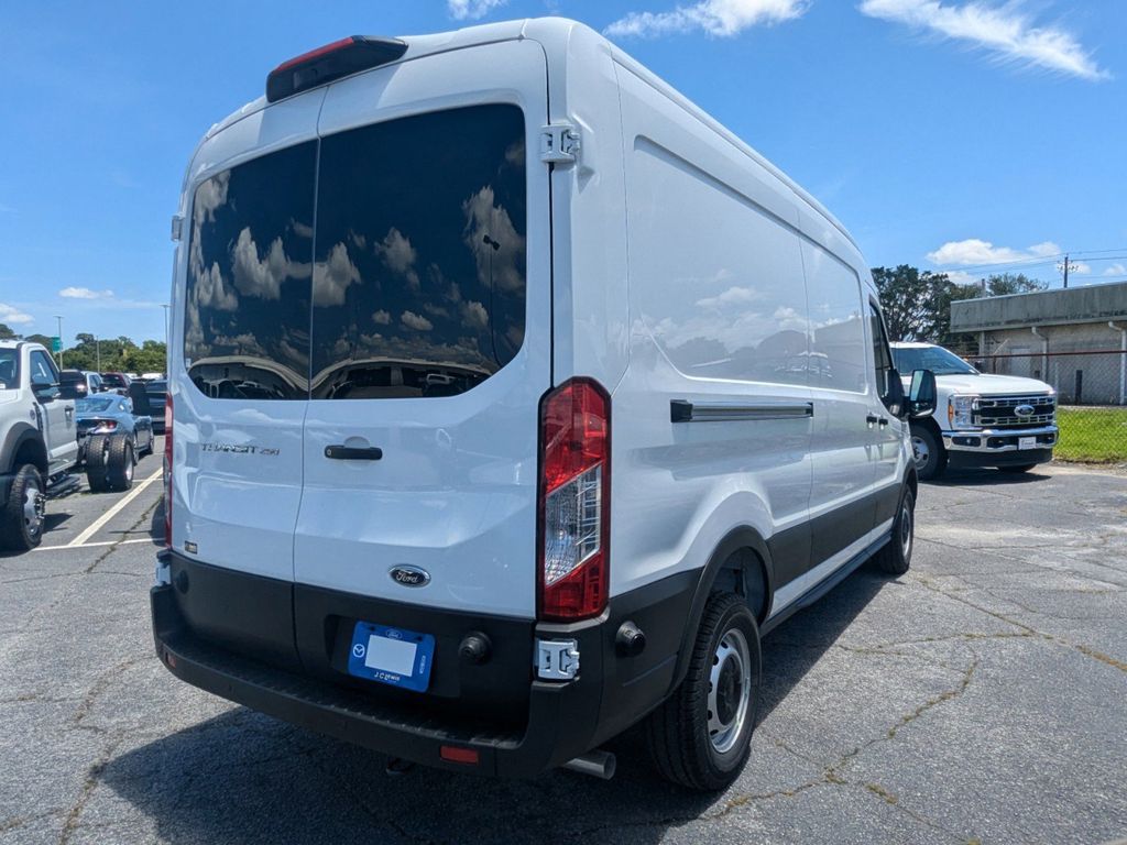 2025 Ford Transit 250