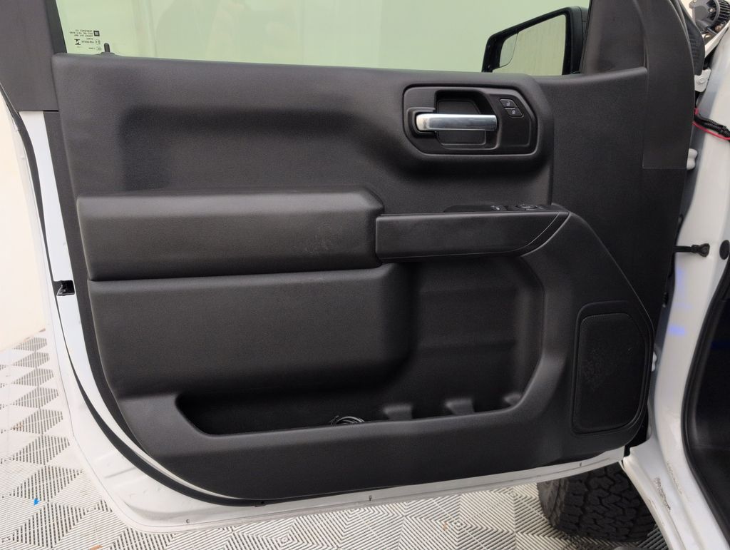 Used 2025 White Chevrolet WT image 31
