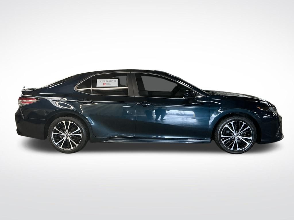 Certified Used 2018  Toyota SE image 6