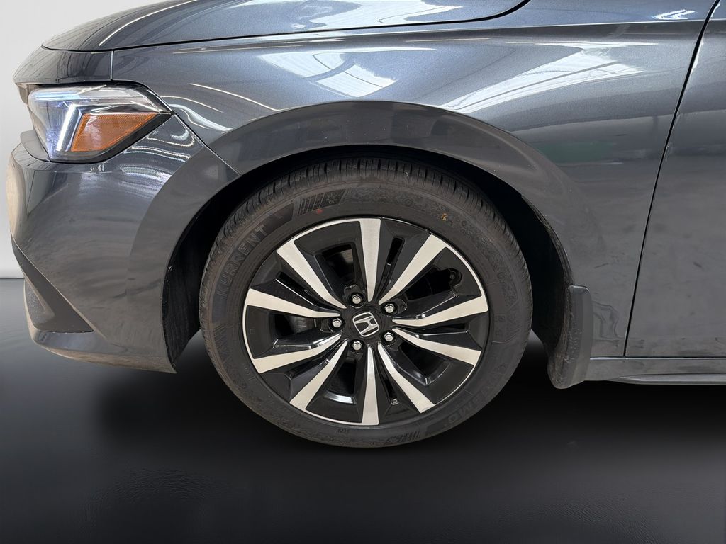 Used 2024 Gray Honda EX-L image 9