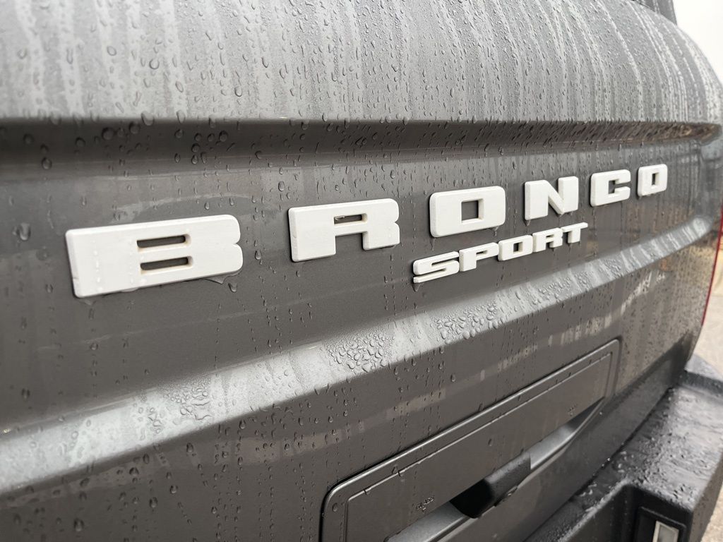 Thumbnail: 2023 Ford Bronco Sport - 9