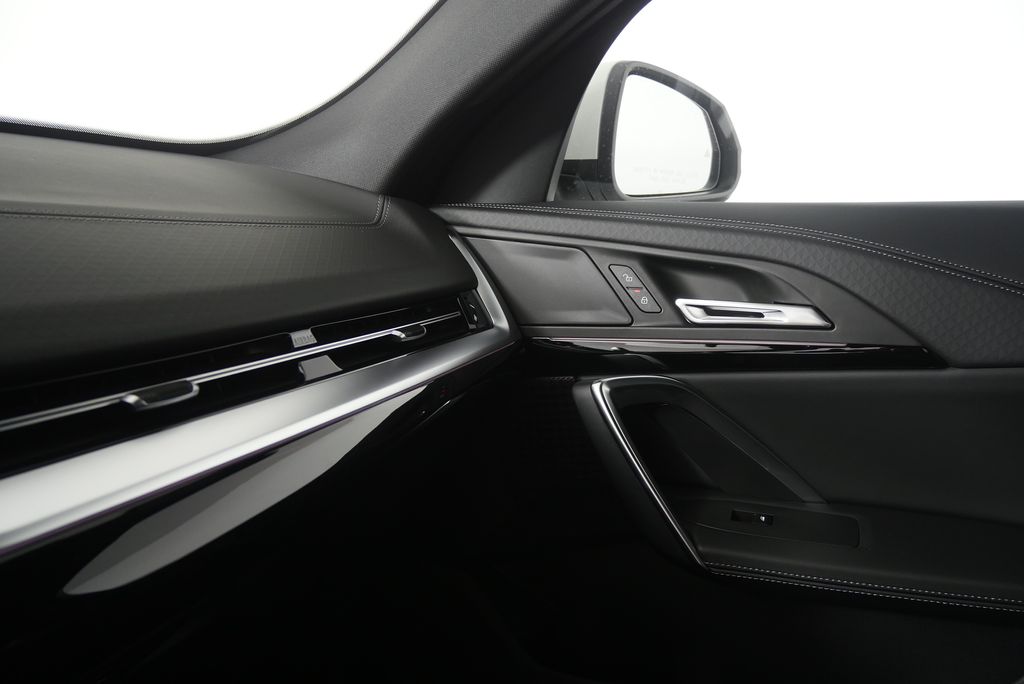 Thumbnail: 2026 BMW X2 - 26