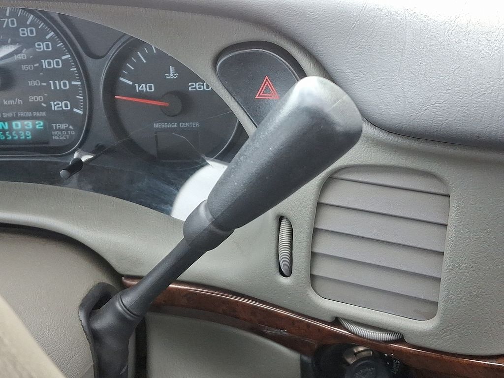 Thumbnail: 2004 Chevrolet Impala - 19