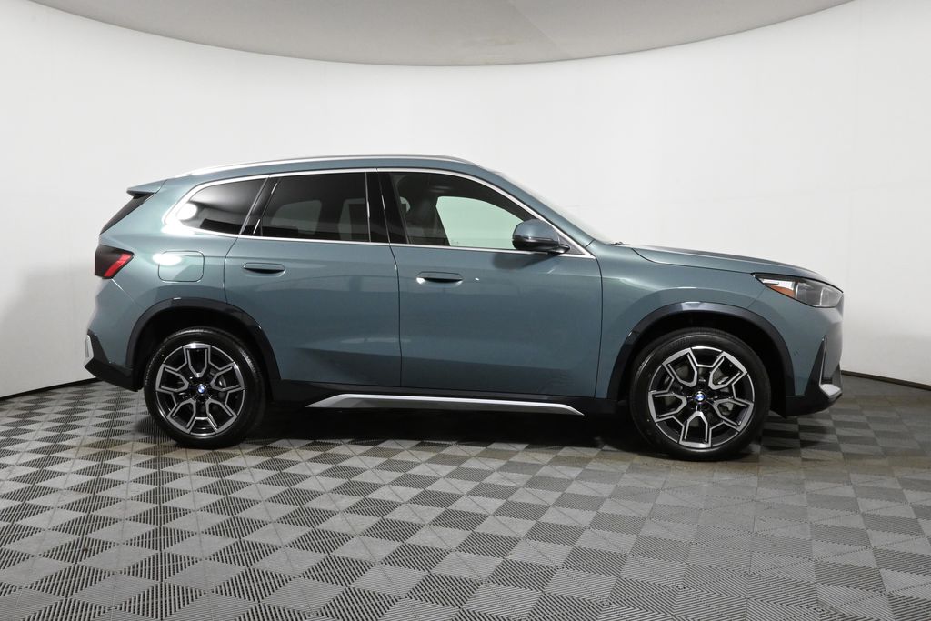 Thumbnail: 2026 BMW X1 - 8