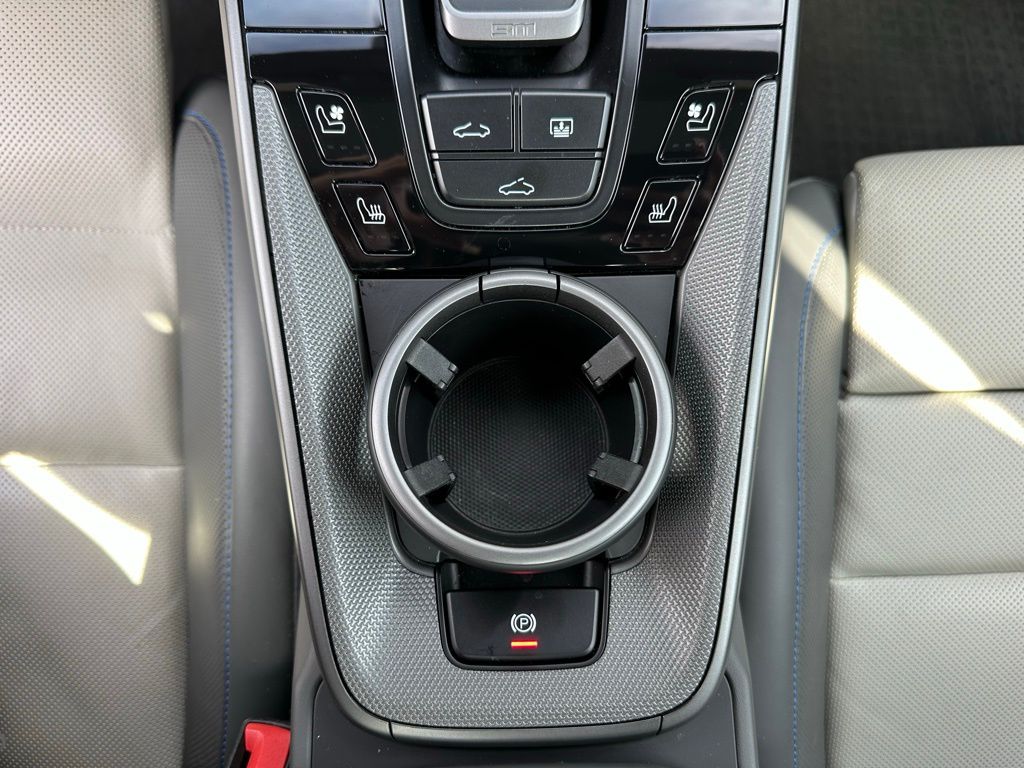 Thumbnail: 2022 Porsche 911 - 26