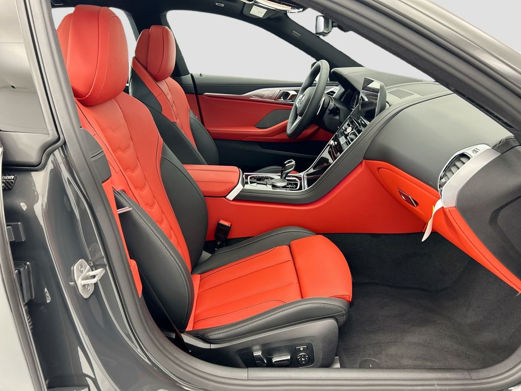 Thumbnail: 2026 BMW 8 Series - 19