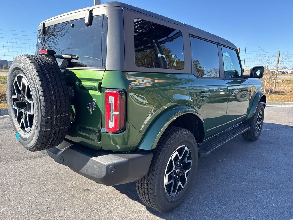 2024 Ford Bronco Outer Banks