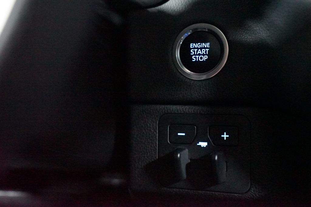 Thumbnail: 2024 Toyota Tundra - 25