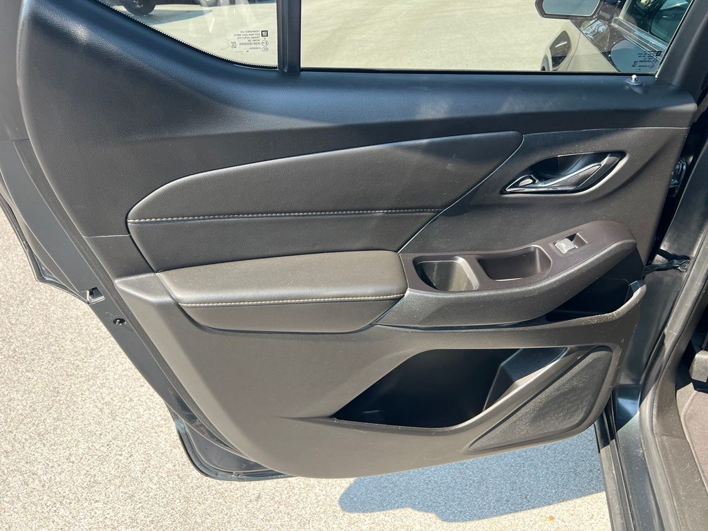 Used 2020 Chevrolet Traverse SUV