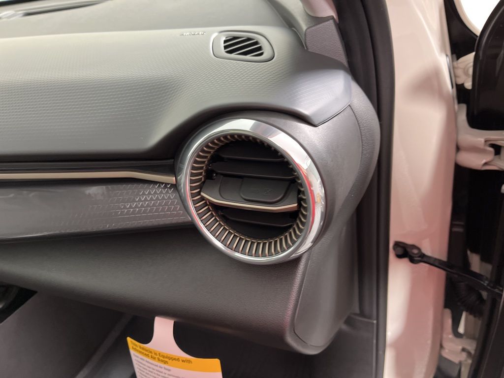 Thumbnail: 2026 Chevrolet Trax - 9