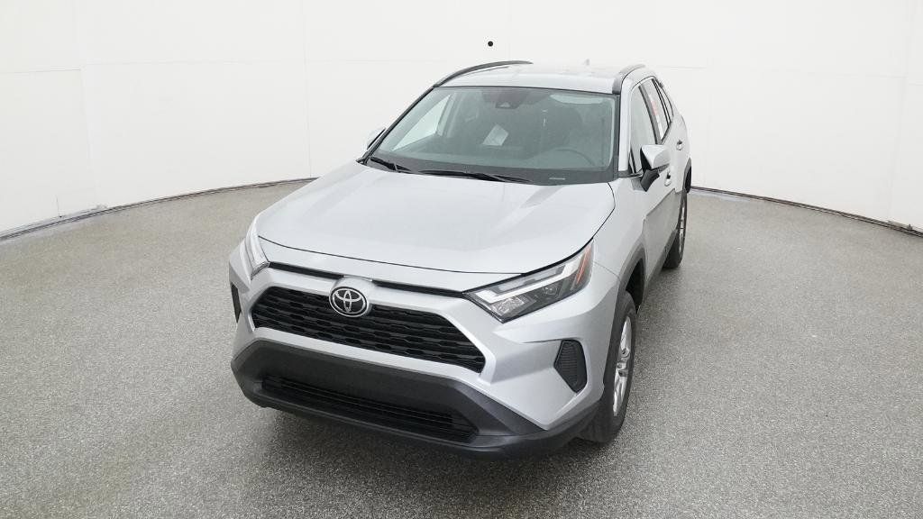 Thumbnail: 2025 Toyota RAV4 - 15