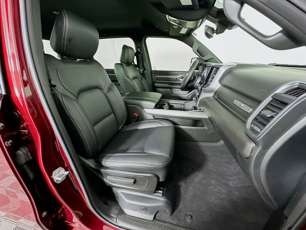 Thumbnail: 2025 RAM 1500 - 27