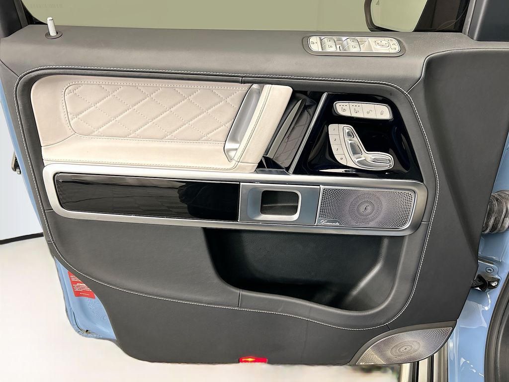 Thumbnail: 2022 Mercedes-Benz G-Class - 23