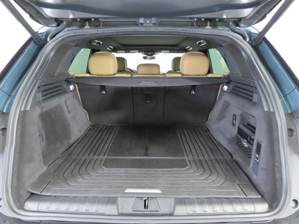 Thumbnail: 2025 Land Rover Range Rover Sport - 28
