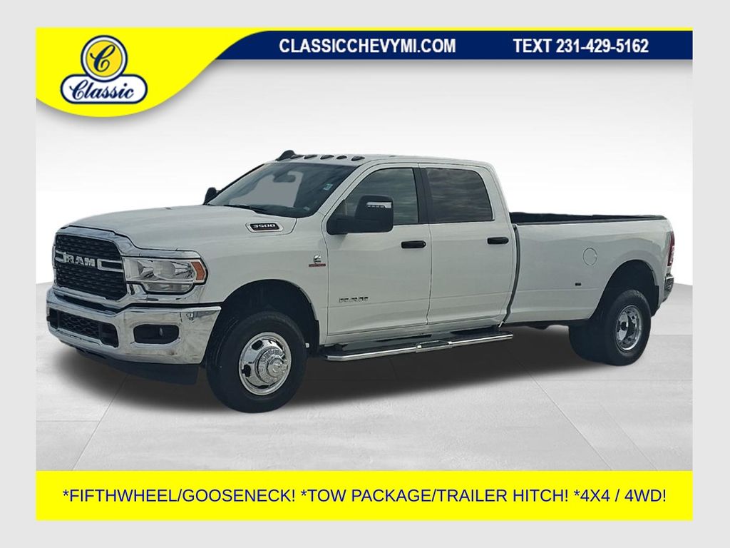 2024 RAM 3500 Big Horn Crew Cab LB DRW 4WD