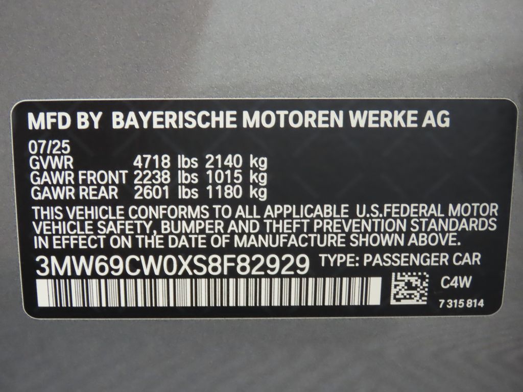 Thumbnail: 2025 BMW 3 Series - 32