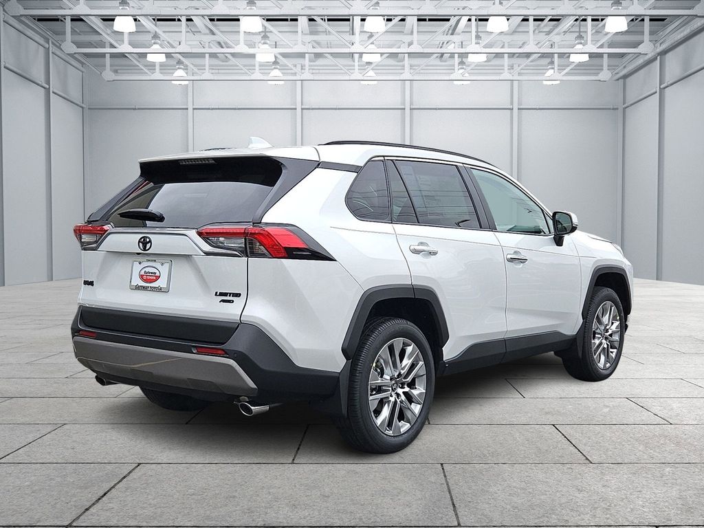 Thumbnail: 2025 Toyota RAV4 - 5