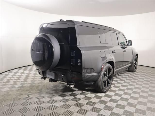 Thumbnail: 2025 Land Rover Defender - 5