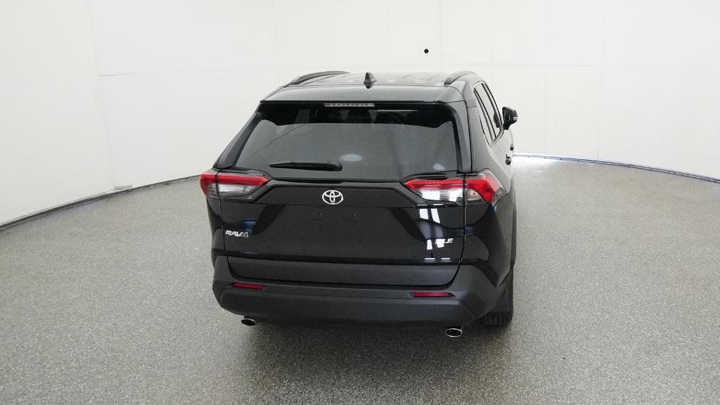 Thumbnail: 2025 Toyota RAV4 - 24
