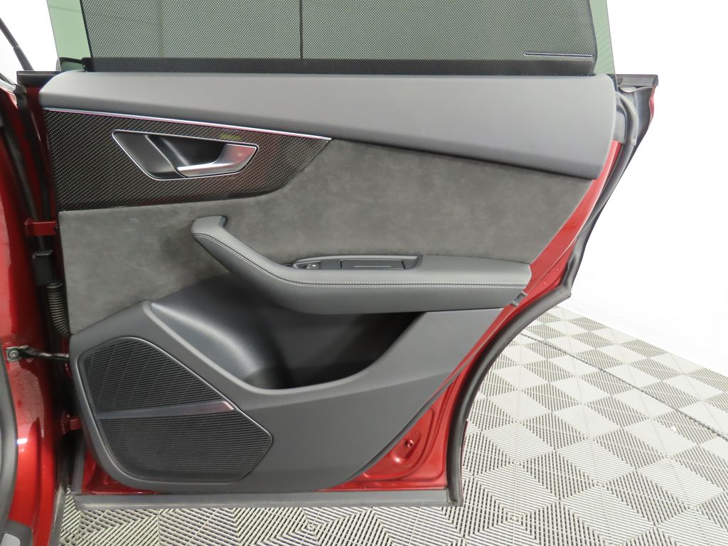 2022 Audi SQ8 Premium Plus 28