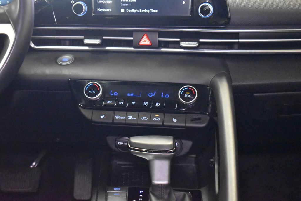 2022 Hyundai Elantra SEL 18