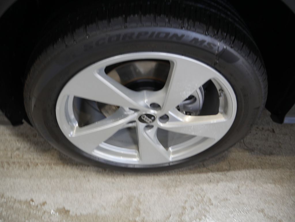 Thumbnail: 2026 Audi Q5 - 10