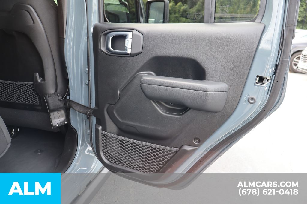 Used 2026 Gray Jeep Mojave image 26
