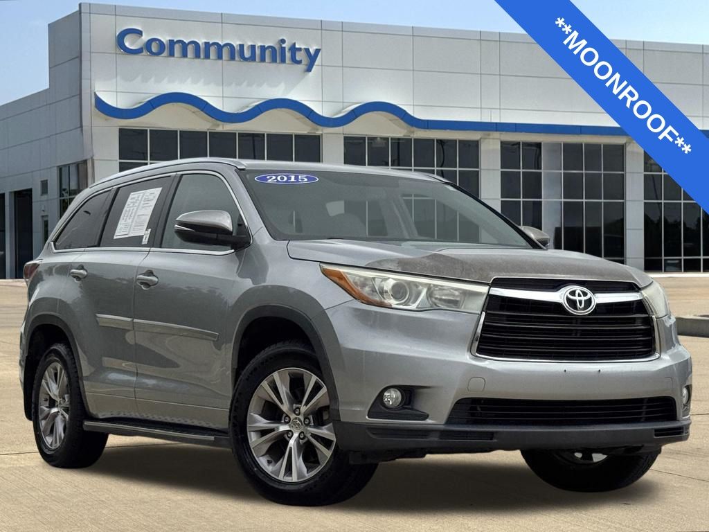 2015 Toyota Highlander XLE V6 Silver at Autostrade