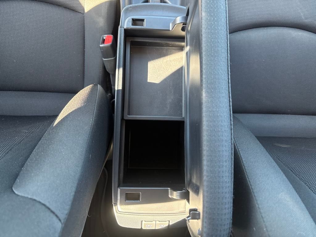 2022 Magnetic Gray Metallic Toyota Prius L FWD Hatchback
