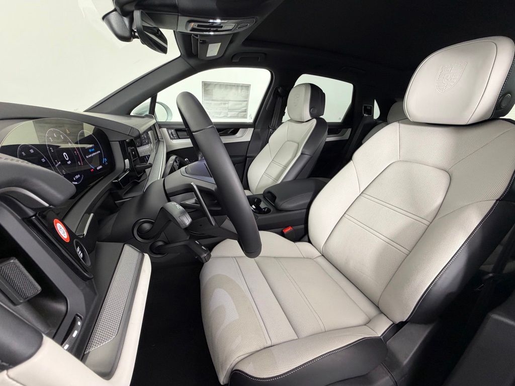 Thumbnail: 2026 Porsche Cayenne - 5