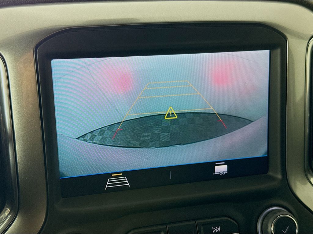 Thumbnail: 2022 Chevrolet Silverado 1500 - 15