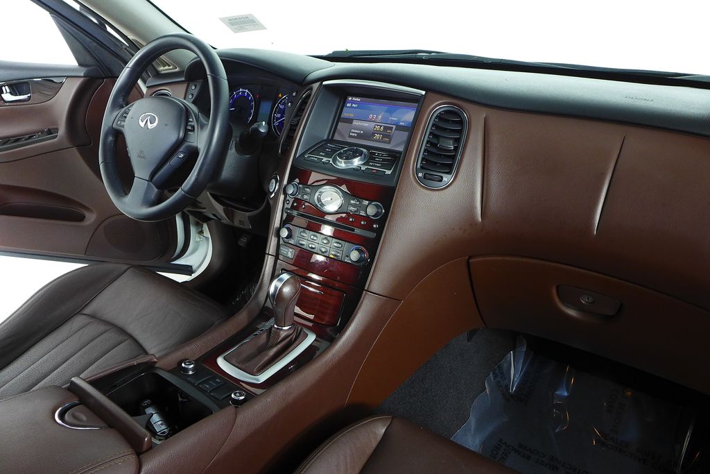 Thumbnail: 2015 INFINITI QX50 - 13