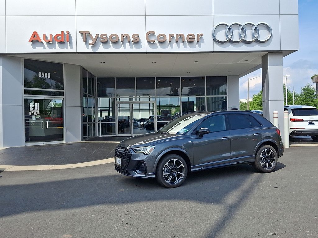 2025 Audi Q3  -
                  Vienna, VA
